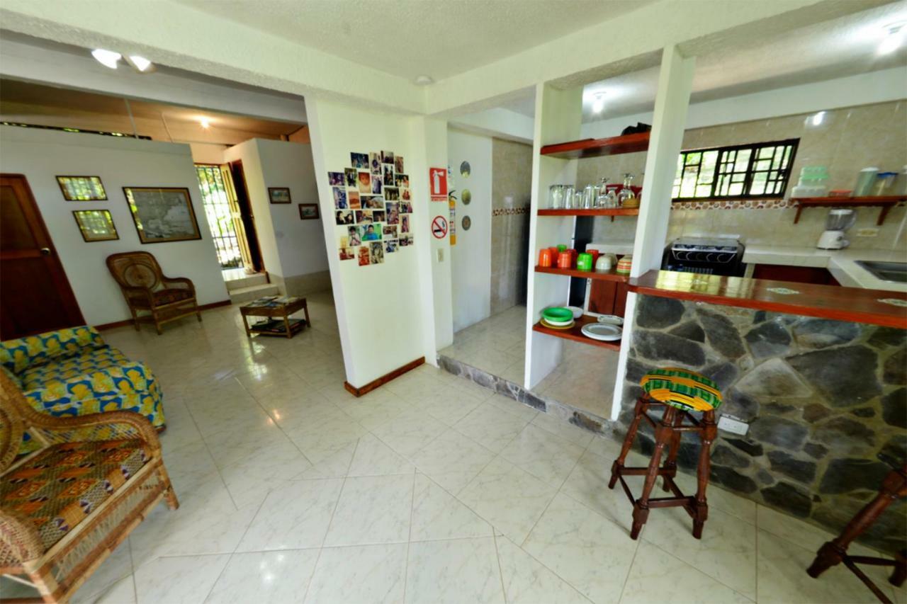 Windy View Guest House Archibolds ภายนอก รูปภาพ